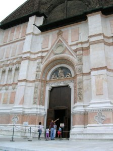 The exterior of the Basilica of Saint Petronio